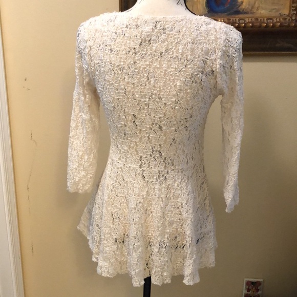 🤍Free People Lace peplum long sleeved partial buttoned stretchy top - Picture 4 of 11